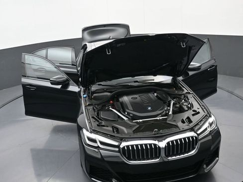 Used 2023 BMW 540i xDrive w/ M Sport Package AWD/4WD image 39