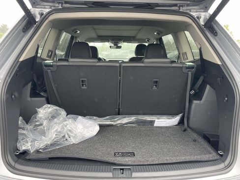 New 2026 Volkswagen Atlas SE FWD image 10