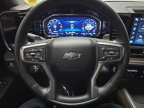 Used 2023 Chevrolet Silverado 1500 RST AWD/4WD image 18
