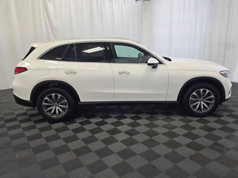 Used 2025 Mercedes-Benz GLC 300 image 7