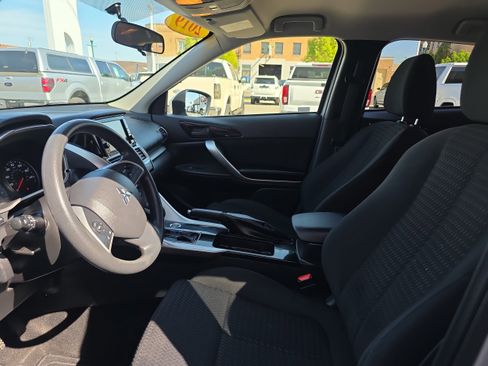 Used 2019 Mitsubishi Eclipse Cross ES AWD/4WD image 2