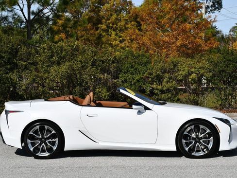 Used 2022 Lexus LC 500 Convertible image 39