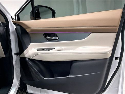 Used 2025 Nissan Murano Platinum w/ Cargo Package image 23