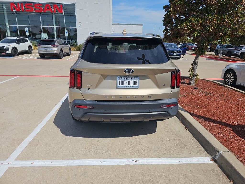 Used 2021 Kia Sorento S AWD/4WD image 9