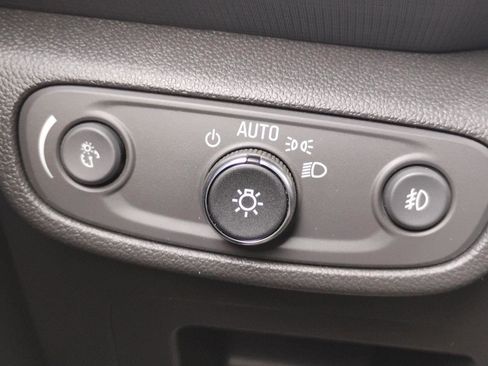 Used 2022 Chevrolet TrailBlazer ACTIV w/ Convenience Package image 33