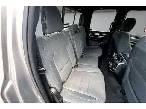 Used 2021 RAM 1500 Big Horn RWD image 41