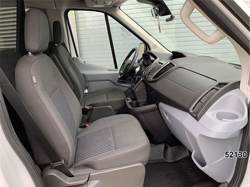 Used 2019 Ford Transit 150 XLT image 27