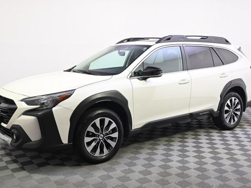 Used 2024 Subaru Outback Limited AWD/4WD image 2