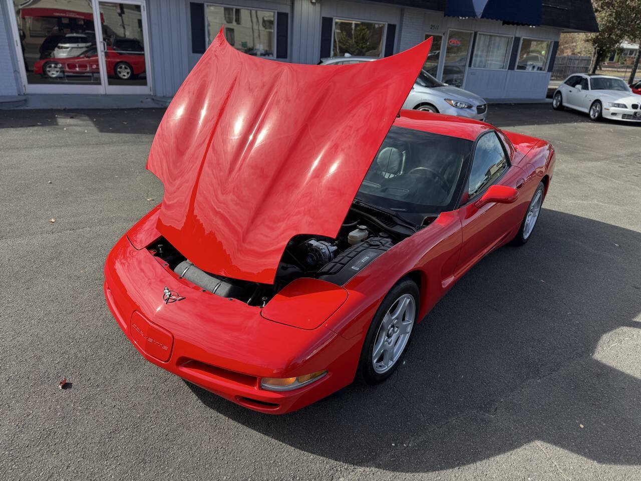 Used 1999 Chevrolet Corvette Coupe RWD image 24