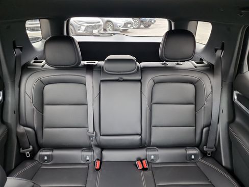 New 2026 GMC Terrain Elevation w/ Elevation Premium Package image 22