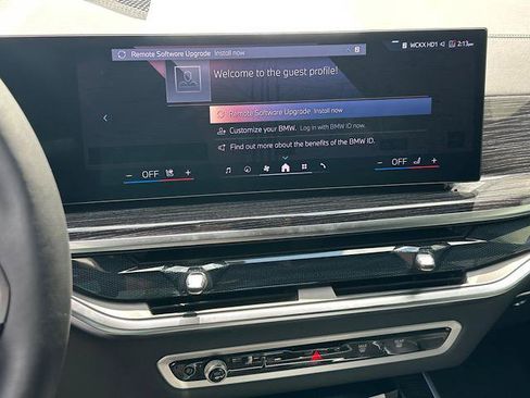 Used 2026 BMW X5 xDrive40i w/ M Sport Package AWD/4WD image 30