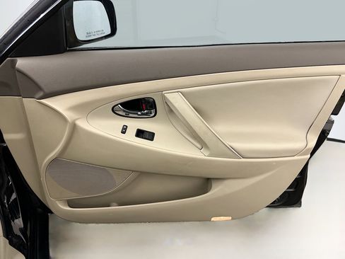 Used 2009 Toyota Camry Hybrid image 33