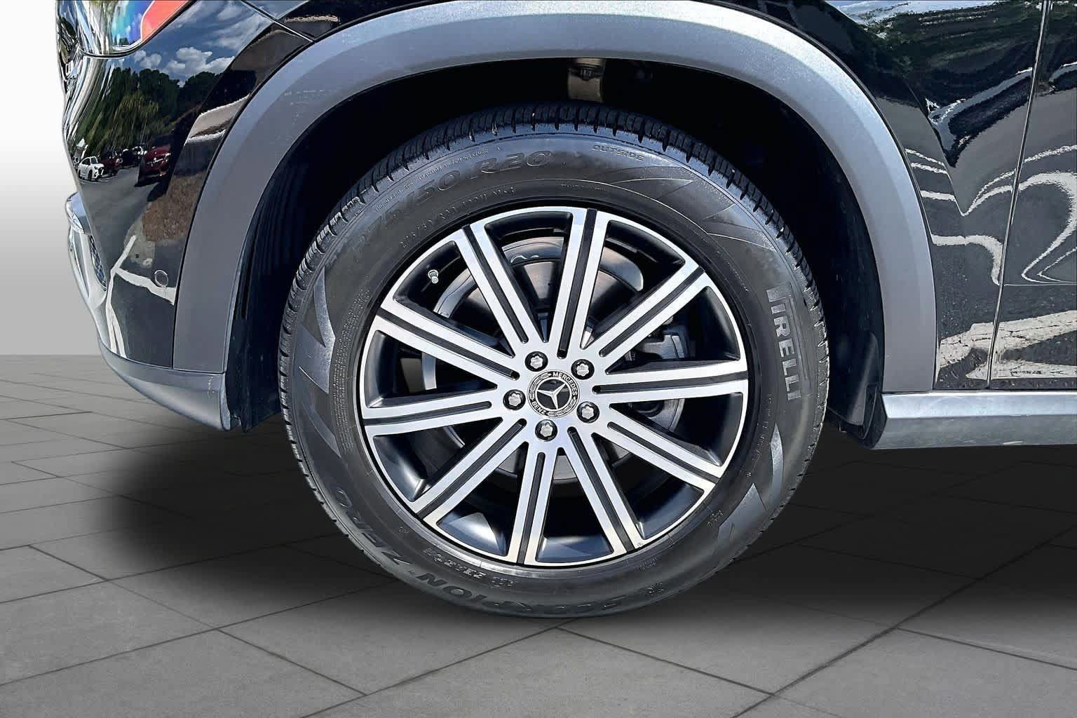 Certified 2024 Mercedes-Benz GLE 350 4MATIC image 11
