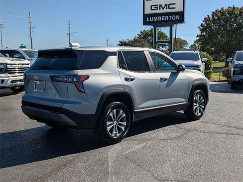 New 2026 Chevrolet Equinox LT w/ Convenience Package II image 3