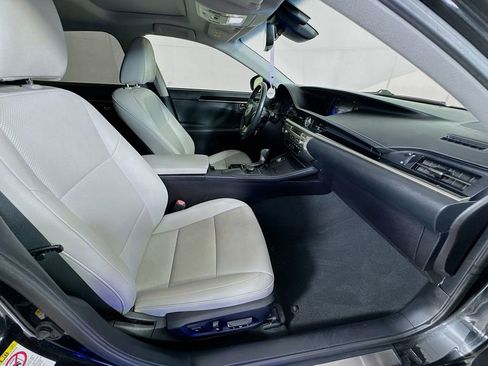 Used 2018 Lexus ES 350 w/ Accessory Package 2 image 33