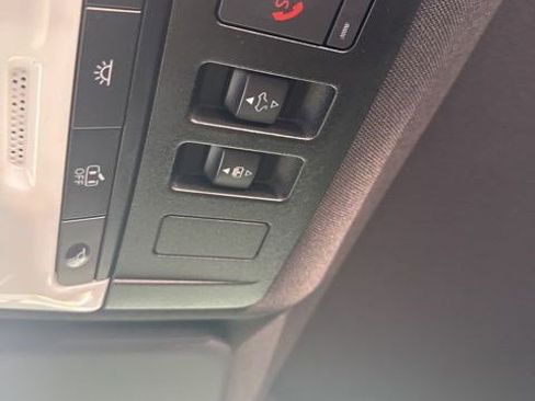 Used 2022 Mitsubishi Outlander SEL image 18