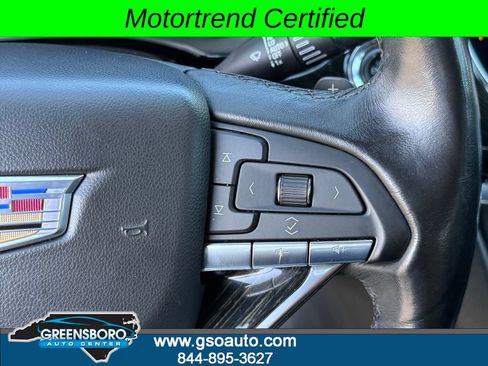 Used 2020 Cadillac XT6 Premium Luxury FWD image 12