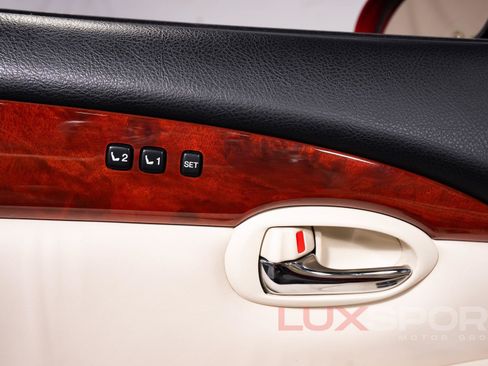 Used 2008 Lexus SC 430 Convertible RWD image 21