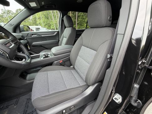 New 2026 GMC Acadia Elevation FWD image 14