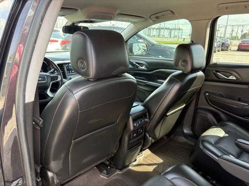 Used 2017 GMC Acadia SLT AWD/4WD image 22
