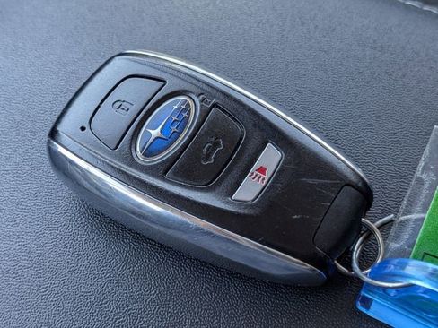 Used 2020 Subaru Ascent Limited w/ Technology Package image 39