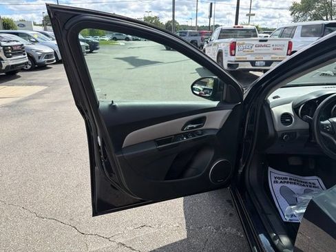 Used 2014 Chevrolet Cruze LT w/ All-Star Edition FWD image 12