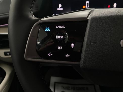 Used 2025 Nissan Murano SL image 16