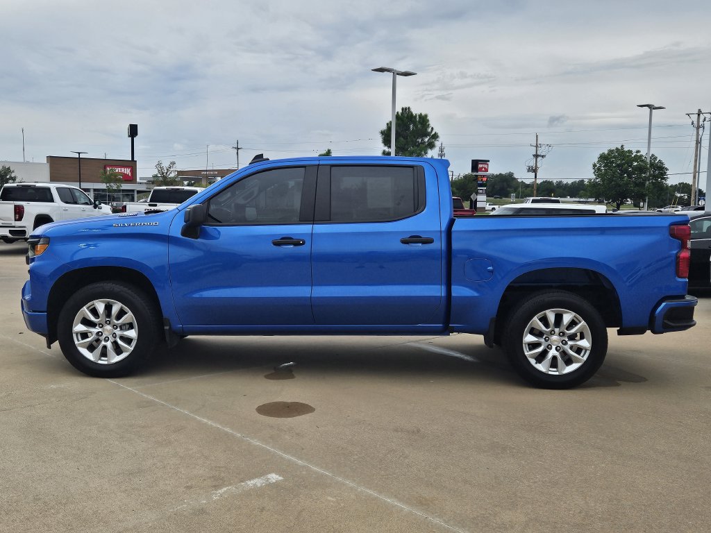 Used 2025 Chevrolet Silverado 1500 Custom RWD image 4