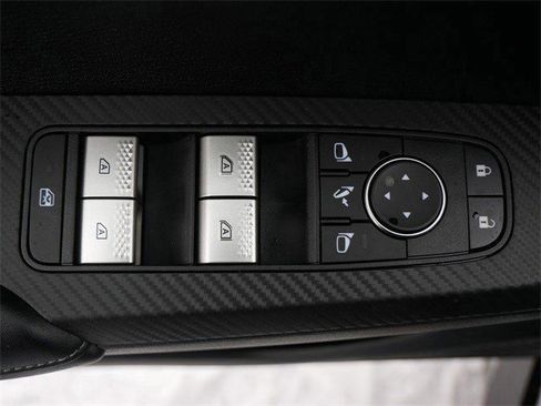 Used 2023 Mitsubishi Outlander SEL image 17