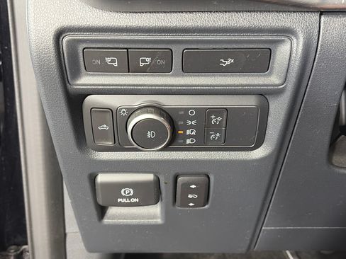 Used 2022 Ford F150 Lariat AWD/4WD image 27