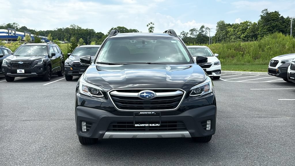 Used 2022 Subaru Outback Limited XT AWD/4WD image 2