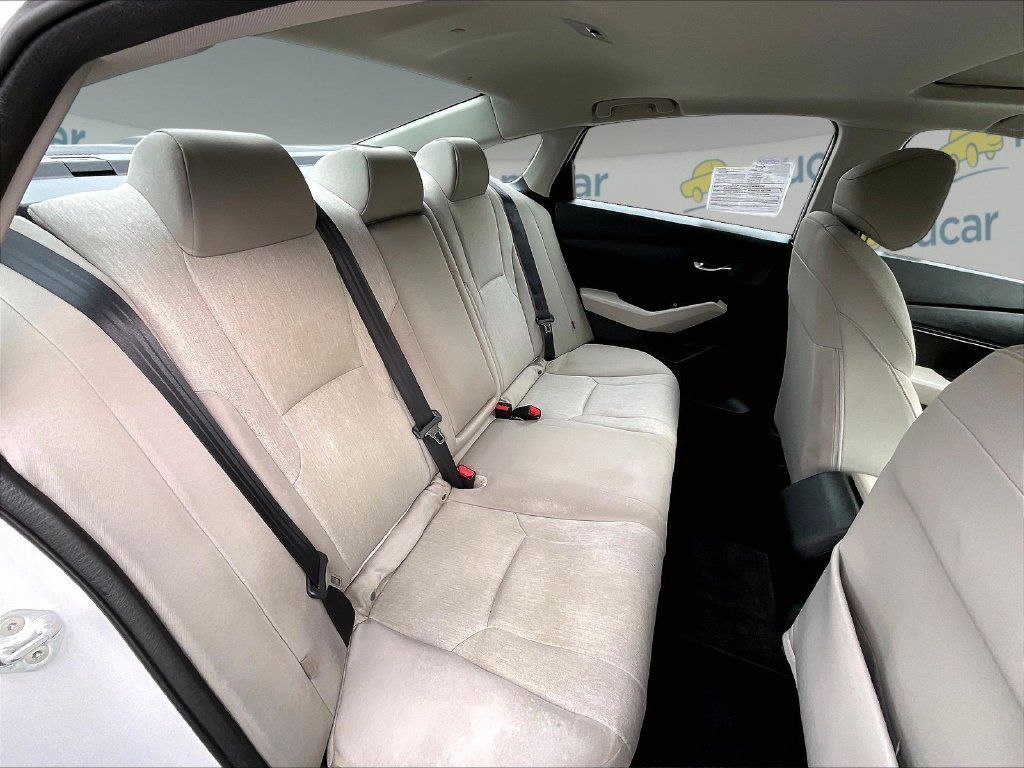 Used 2023 Honda Accord EX image 16
