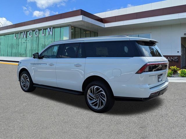 New 2026 Lincoln Navigator L Premier AWD/4WD image 6