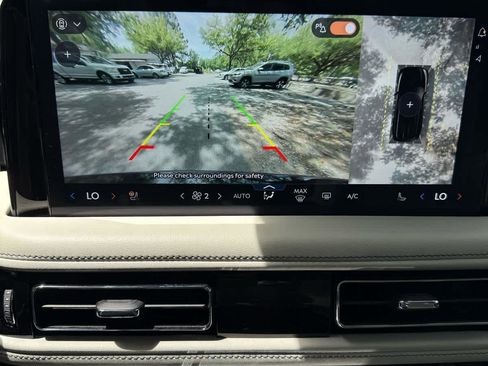 Used 2025 Lincoln Aviator Reserve w/ Illumination Package image 21