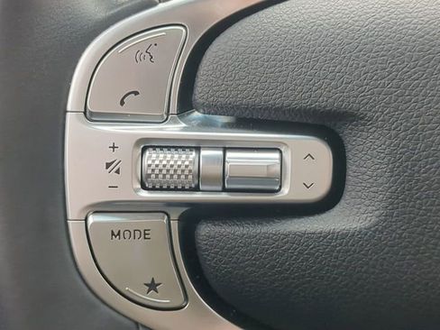 Used 2023 Genesis GV70 2.5T w/ Advanced Package image 25