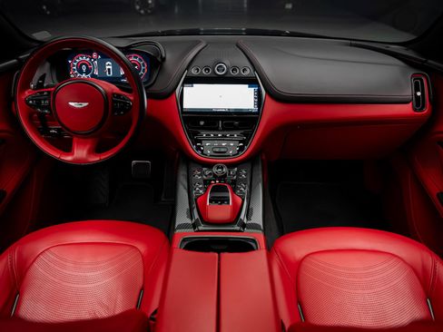 Used 2023 Aston Martin DBX 707 AWD/4WD image 41
