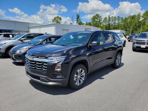 Used 2025 Chevrolet Equinox LT FWD image 1