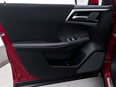 New 2025 Mitsubishi Outlander ES image 9