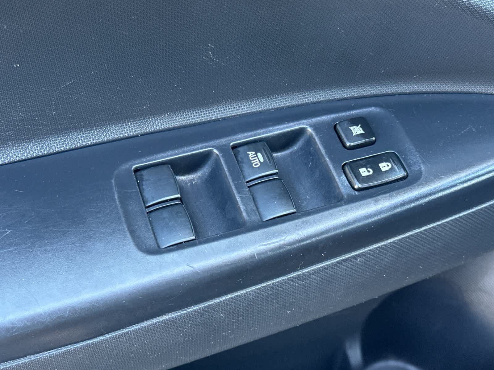 Used 2024 Mitsubishi Mirage ES FWD image 14