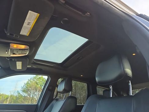 Used 2019 Jeep Grand Cherokee Altitude image 36