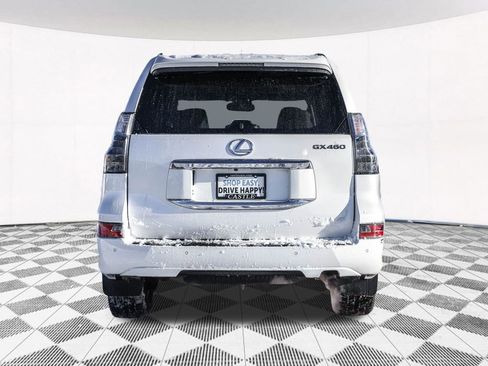 Used 2015 Lexus GX 460 image 13
