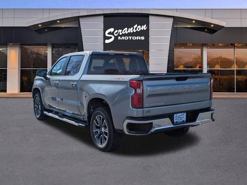 Used 2024 Chevrolet Silverado 1500 LT image 3