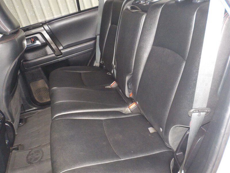 Used 2020 Toyota 4Runner TRD Off-Road Premium w/ Moonroof Package AWD/4WD image 9