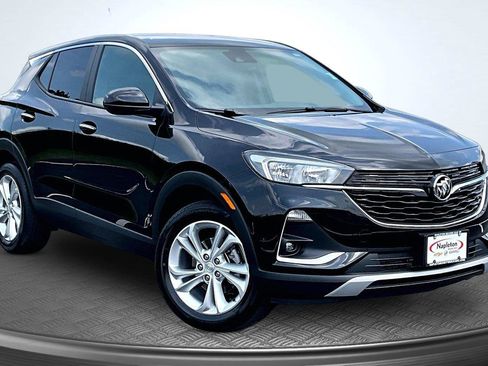 Used 2023 Buick Encore GX Preferred w/ Cold Weather Comfort Package AWD/4WD image 13