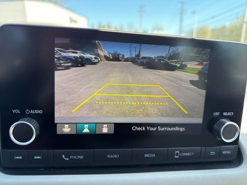 Used 2024 Honda HR-V LX image 17