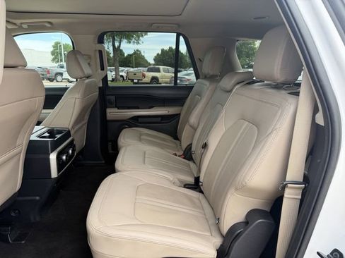 Used 2022 Ford Expedition Max Limited RWD image 30