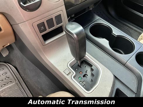 Used 2013 Toyota Tundra 2WD CrewMax w/ SR5 Pkg image 15