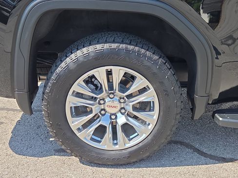 Used 2026 GMC Sierra 1500 Denali AWD/4WD image 17