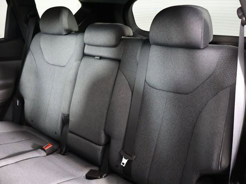 Used 2020 Hyundai Santa Fe SE image 30