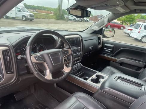 Used 2018 GMC Sierra 1500 Denali AWD/4WD image 28